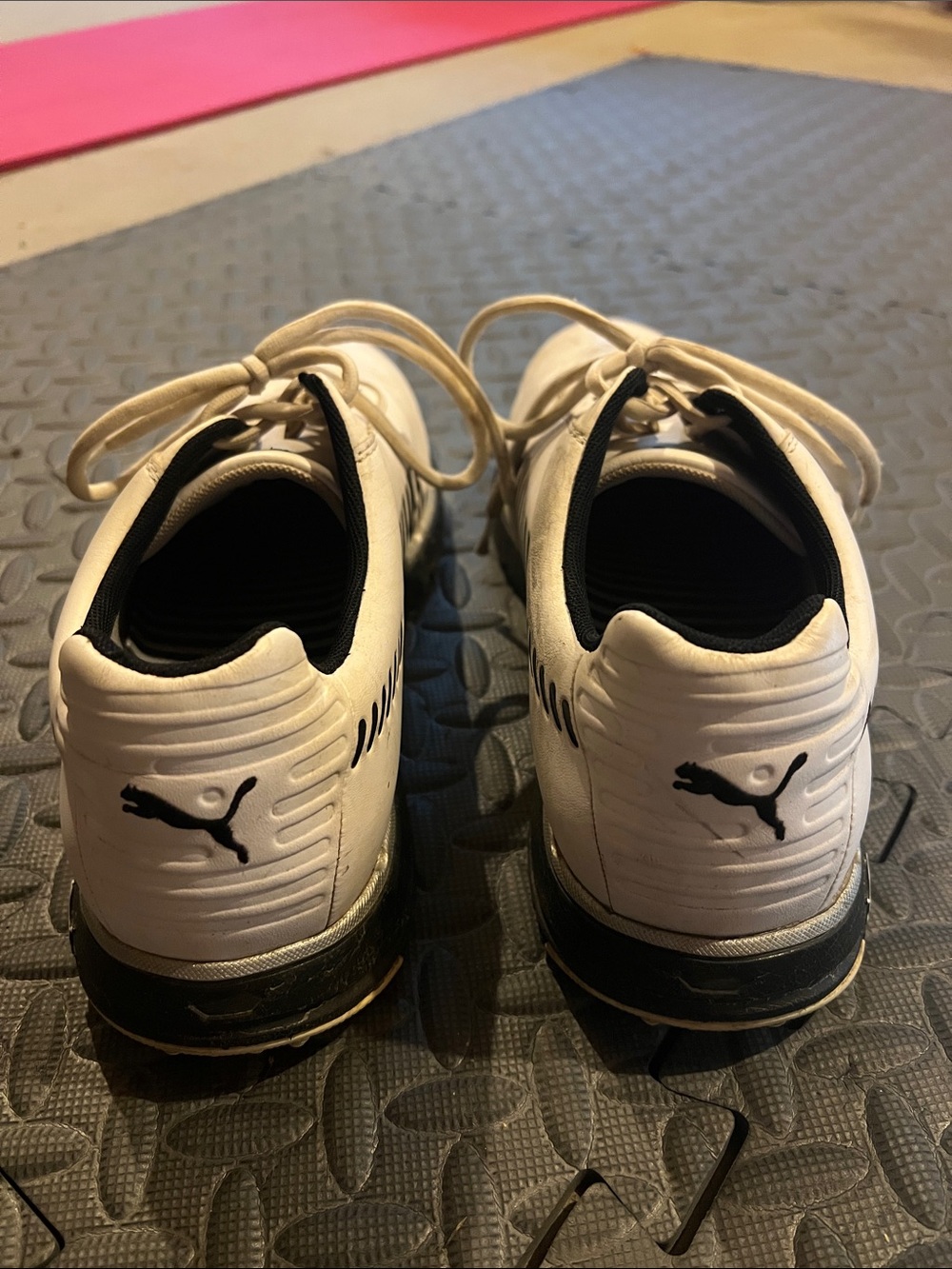 Puma Men’s White and Black Golf Shoes (11.5)